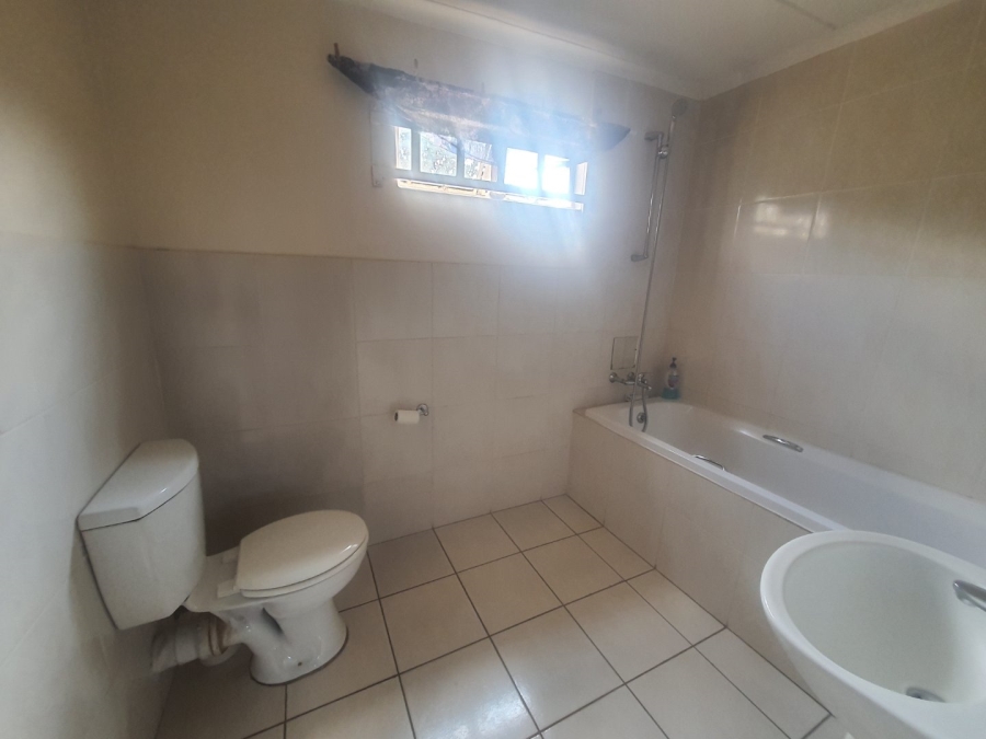 1 Bedroom Property for Sale in Rietfontein A H North West